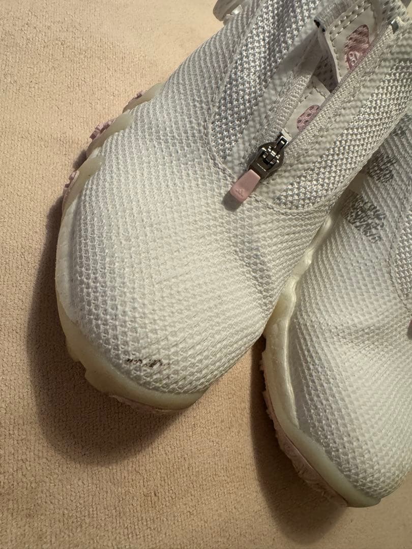 adidasゴルフシューズ 22.5センチ