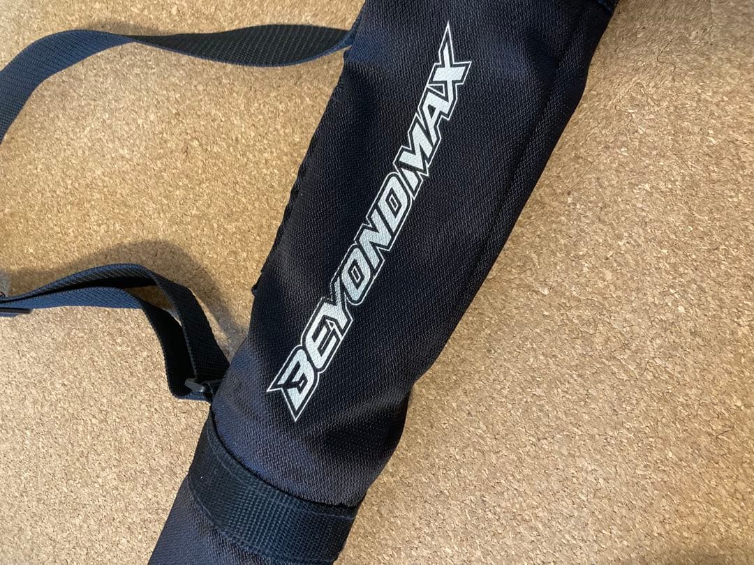 美品【ミズノ直営限定】ビヨンドマックスレガシー バットケース付き