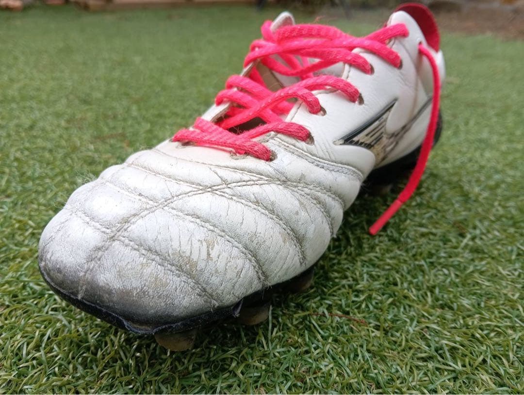 K！Mizuno Morelia Neo4 サッカーシューズ ホワイト