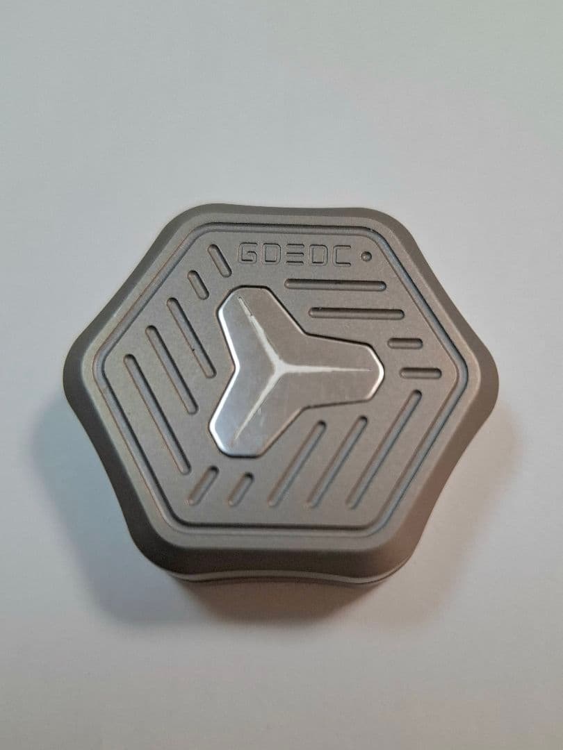 GD EDC Gladiator 2.0 フィジェット ハプティック チタン