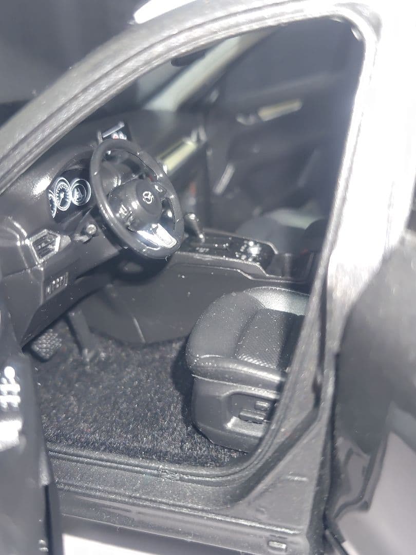 MAZDA CX-5　モデルカー　1/18