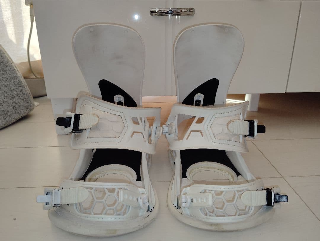 UNION ユニオン strata ストラータ 21-22 ビンディング 白 M