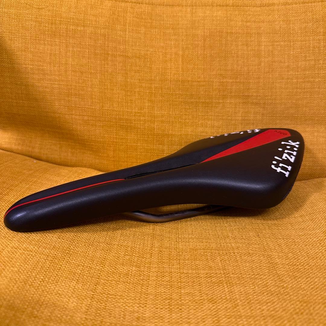 フィジーク　サドル　アリオネ　R3 OPEN