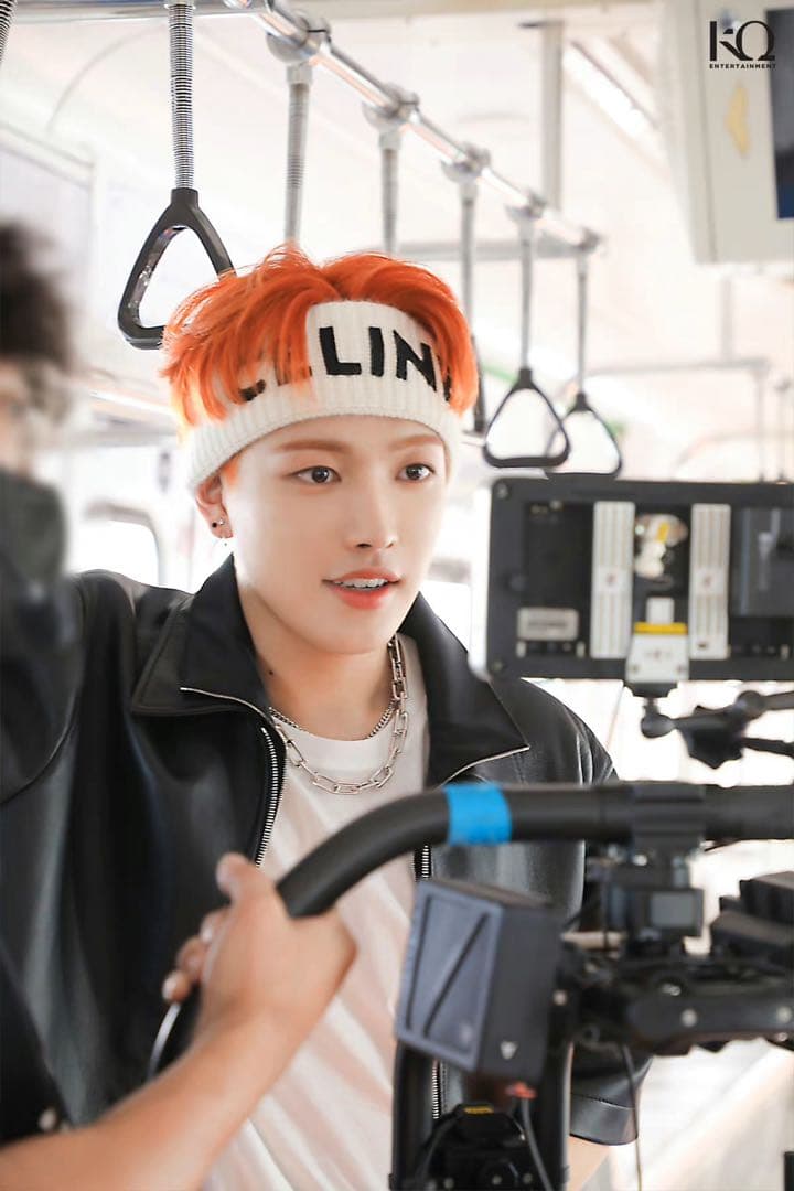 ATEEZ ホンジュン Hongjoong ポラロイド サイン トレカ ポラ ⑦