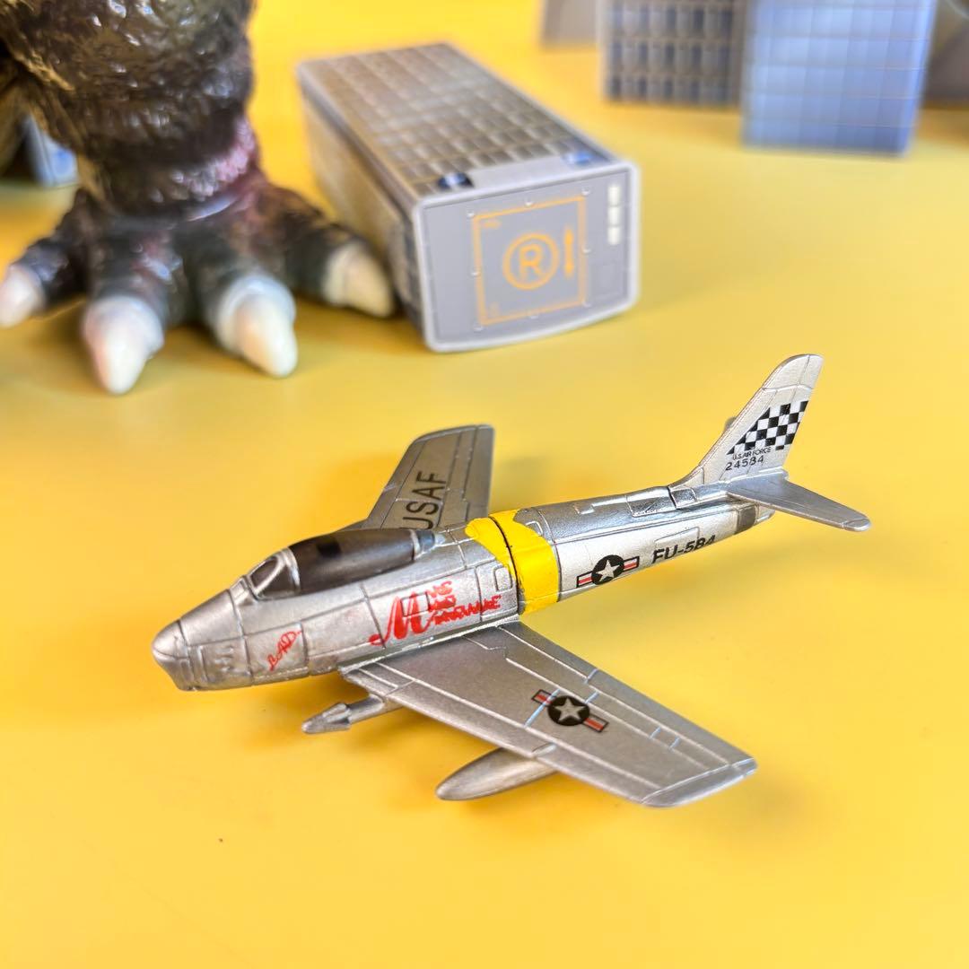 M1号 世紀の大怪獣 初代ゴジラ 1954 ジェット機おまけ付