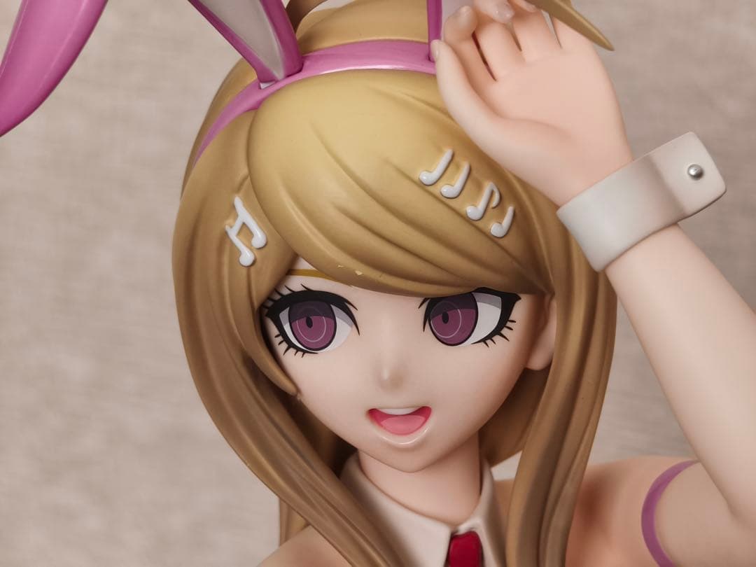 ダンガンロンパ　赤松楓フィギュア　バニー