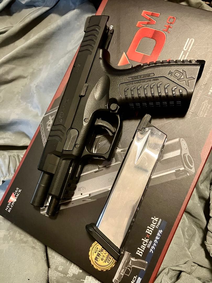 東京マルイ製　ガスブロハンドガン　XDM-40 中古品