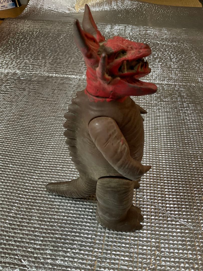 マルサン製／ガボラ。当時もの。ウルトラマンの怪獣【汚れあるが価値はあります】。