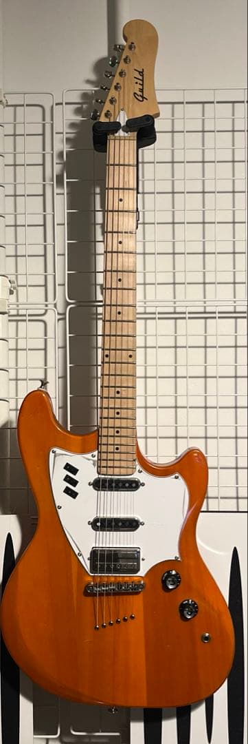 ギター Guild Surfliner