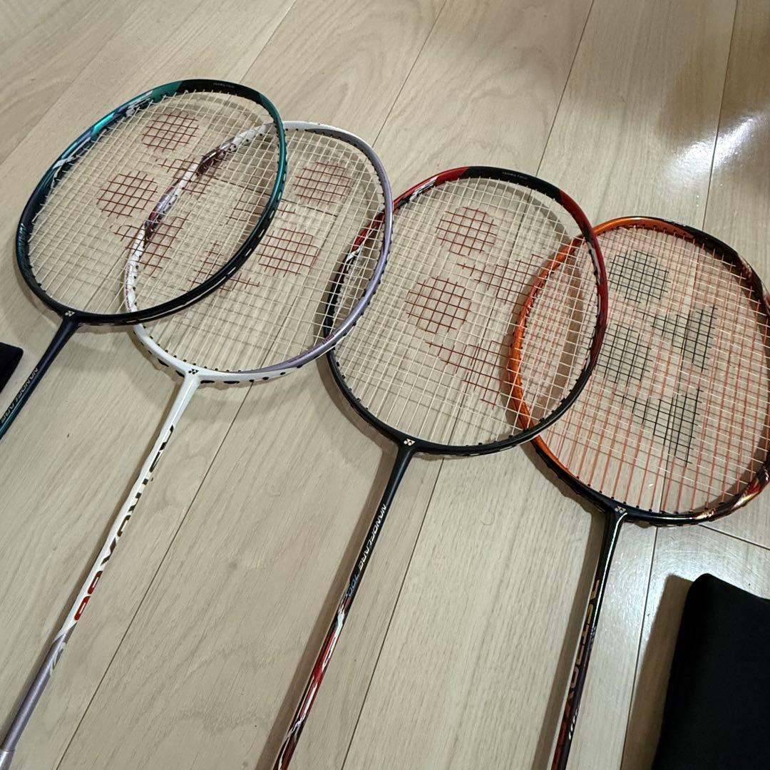 YONEX バドミントンラケット 4本セット