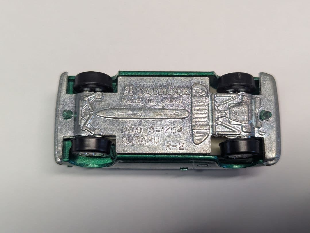 9 黒箱 箱付き スバル r2 トミカ アイボリーシート 日本製