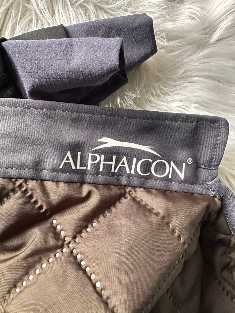 ALPHAICON アルファアイコン ドッグガードエアー　牛柄　サイズSM