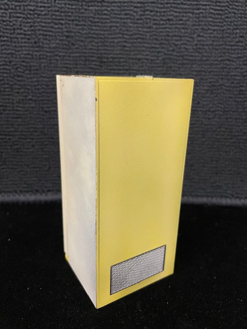 1/12スケール 瓶ジュース レトロ自販機 　完成品