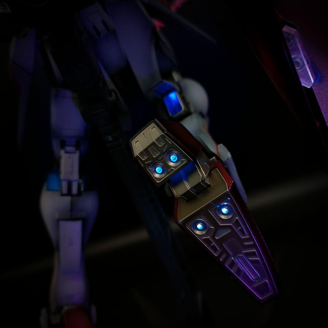 ガンダムSEED DESTINY　デスティニーガンダム　ガンプラMG 塗装完成品