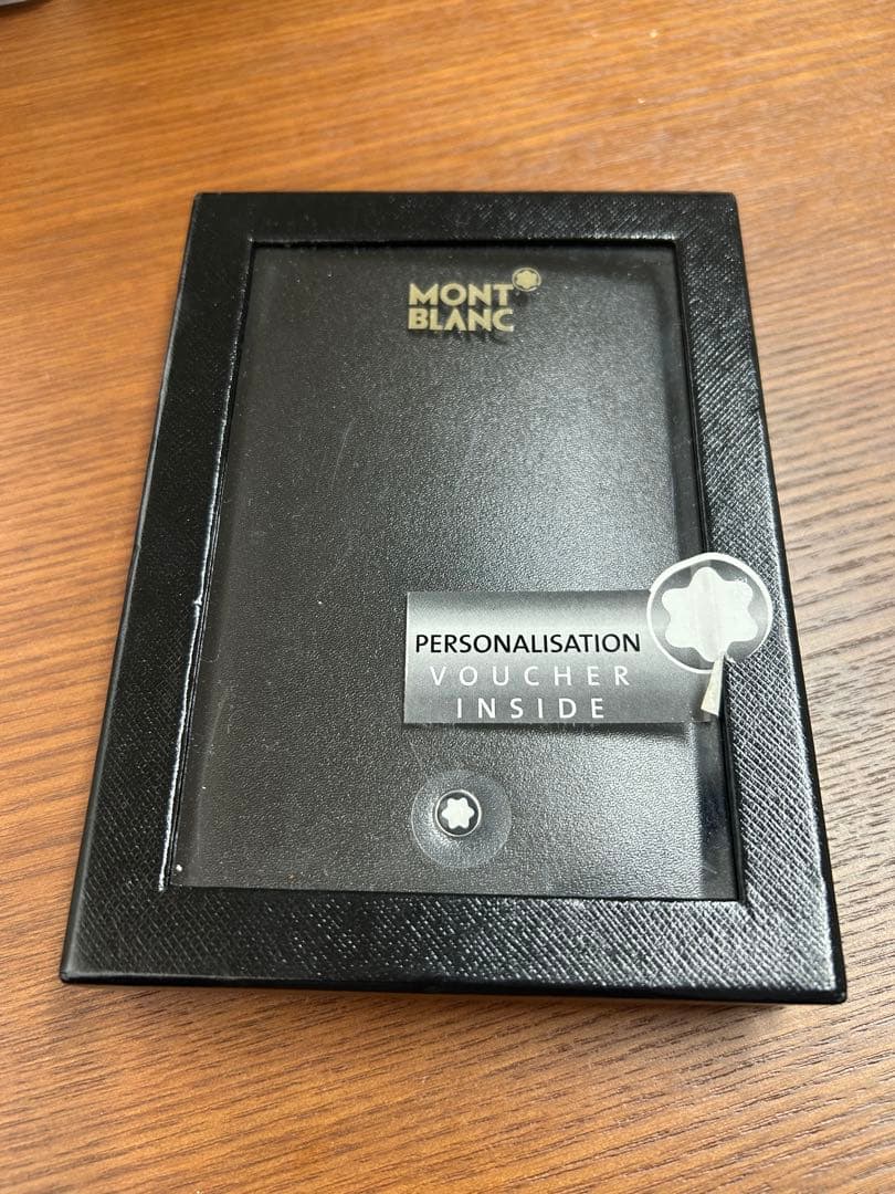 Montblanc 黒 レザー パスポートケース