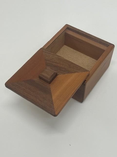 からくり安兵衛　反転型からくり箱　新品未使用