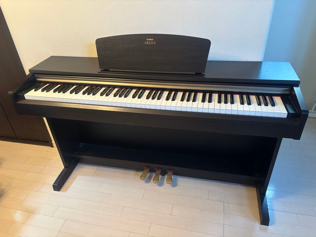 ヤマハ電子ピアノYDP161