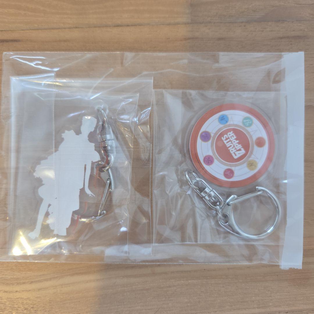 FRUITS ZIPPER 鎮西寿々歌 タオル&トレカ&アクキー まとめ売り