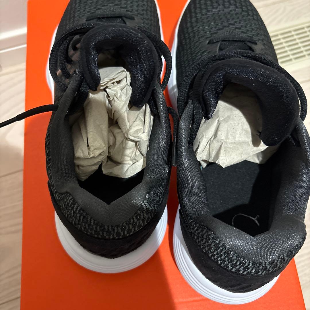 Nike ハイパーダンク2017 low EP