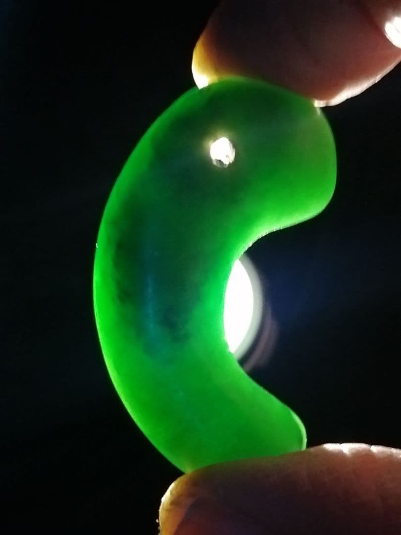 ★古墳期『糸魚川翡翠勾玉』出土品。4.8cm【超琅玕翡翠】最高峰の巨大勾玉です。