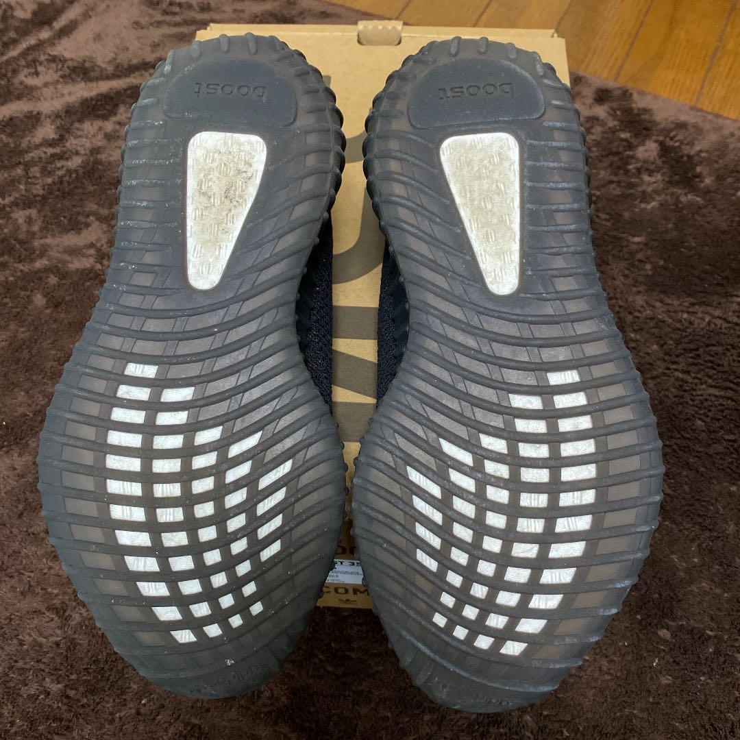 NIKE アディダス