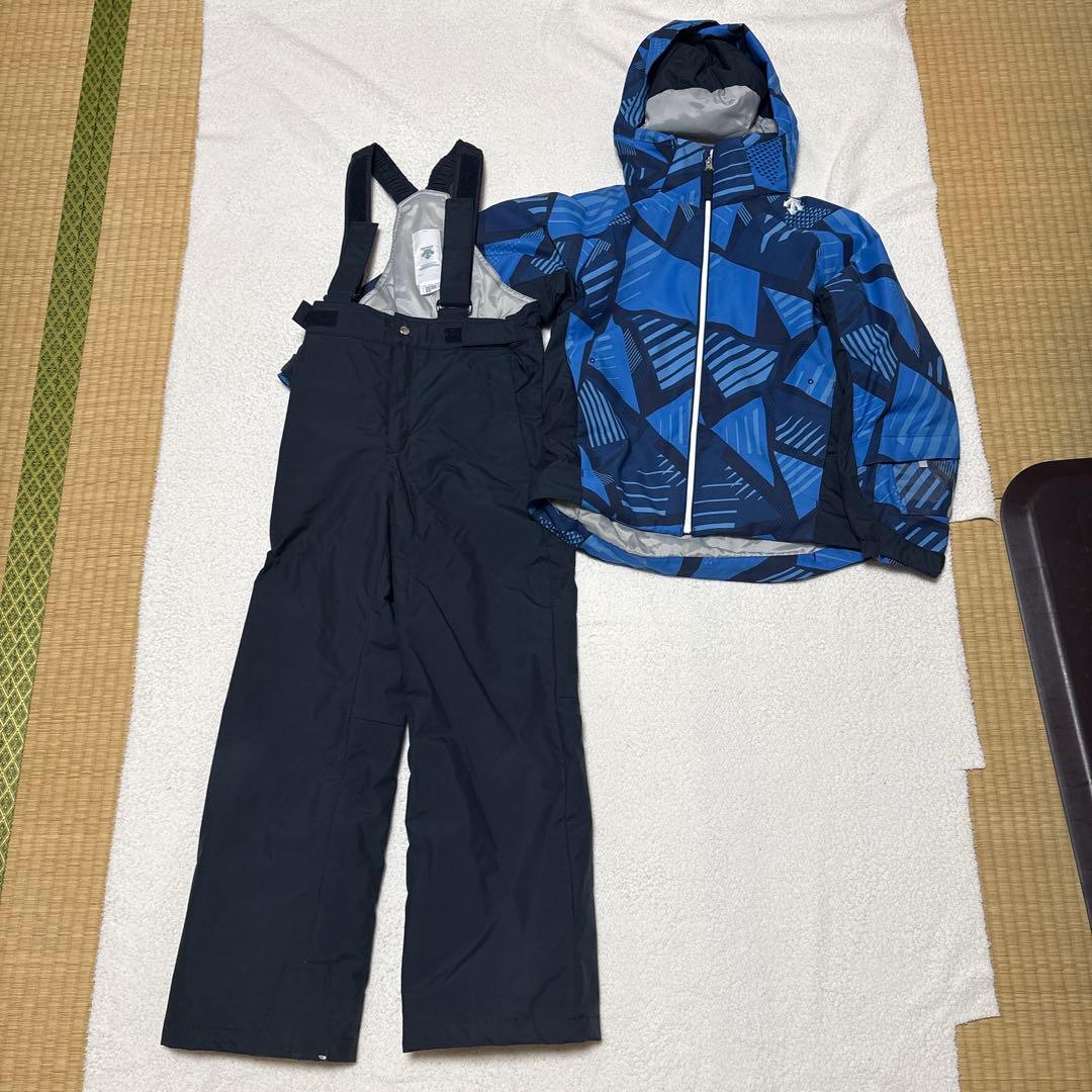 スノボウェア上下セット　140サイズ