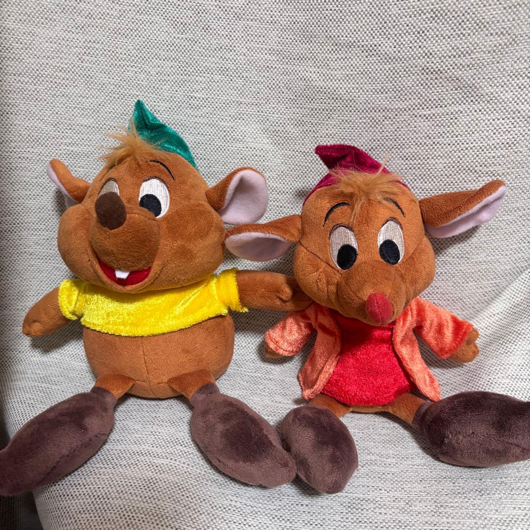 今日限り価格　シンデレラ　ガスとジャックのぬいぐるみ