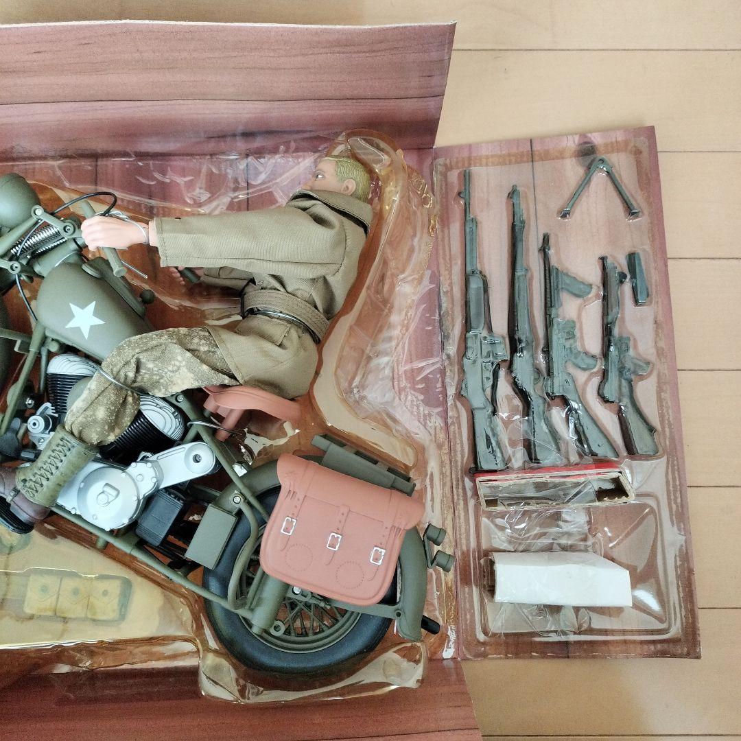 ミリタリー THE ULTIMATE SOLDIER