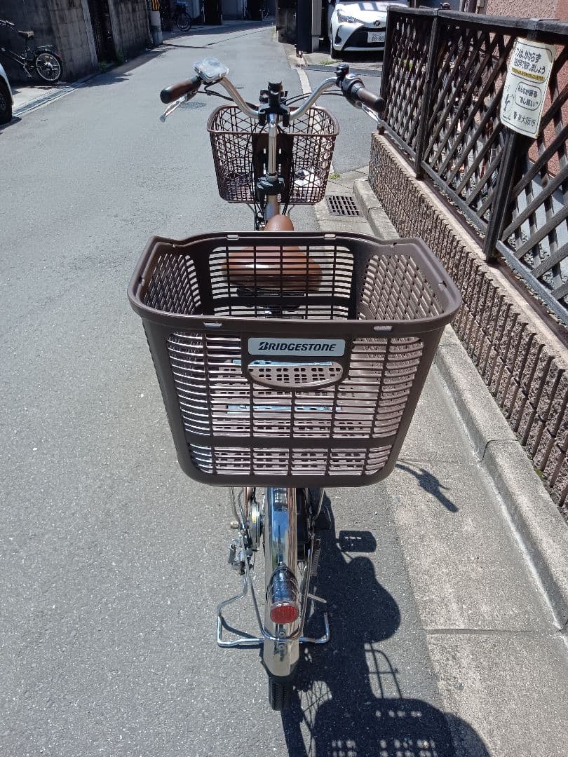 激安。使用少ない美品！新品大型荷台！最高級Panasonic電動アシスト自転車！