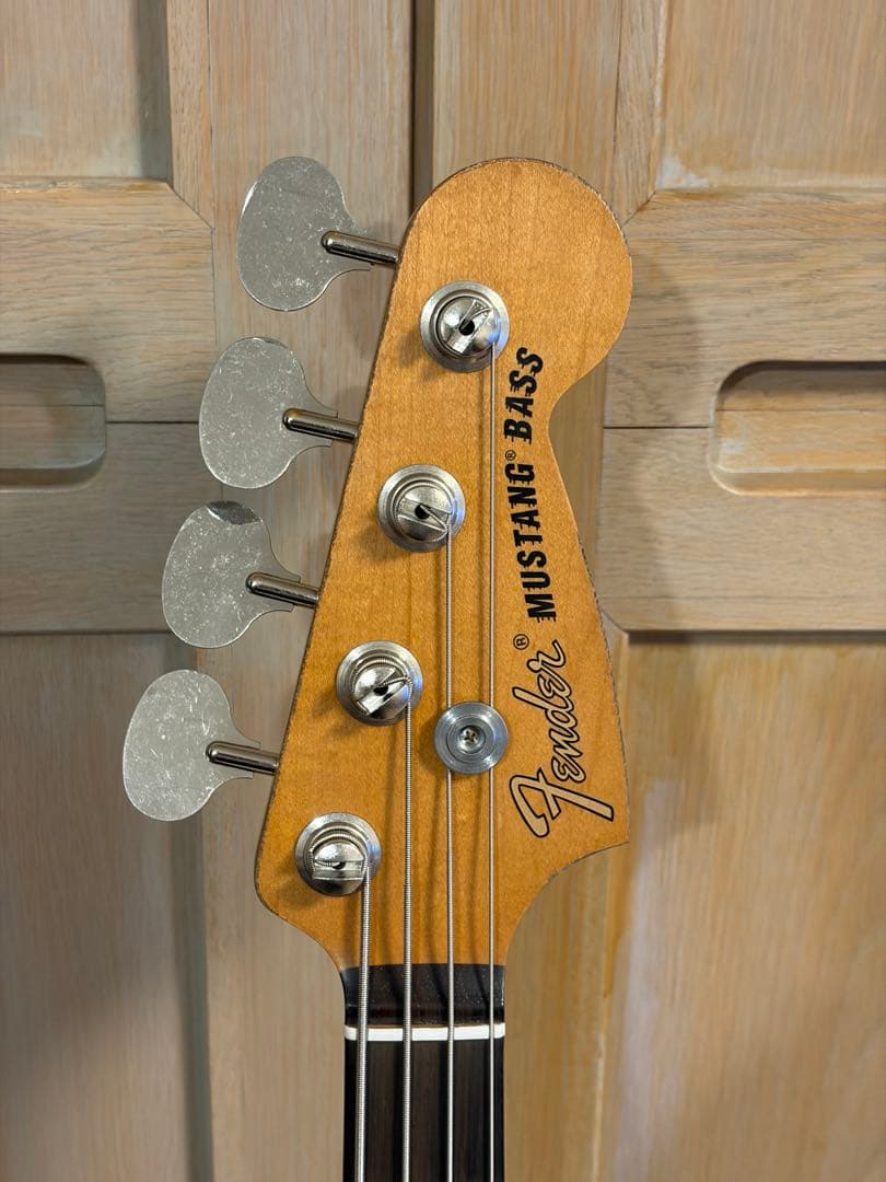 FENDER JMJ Road Worn Mustang Bass （軽量良品）