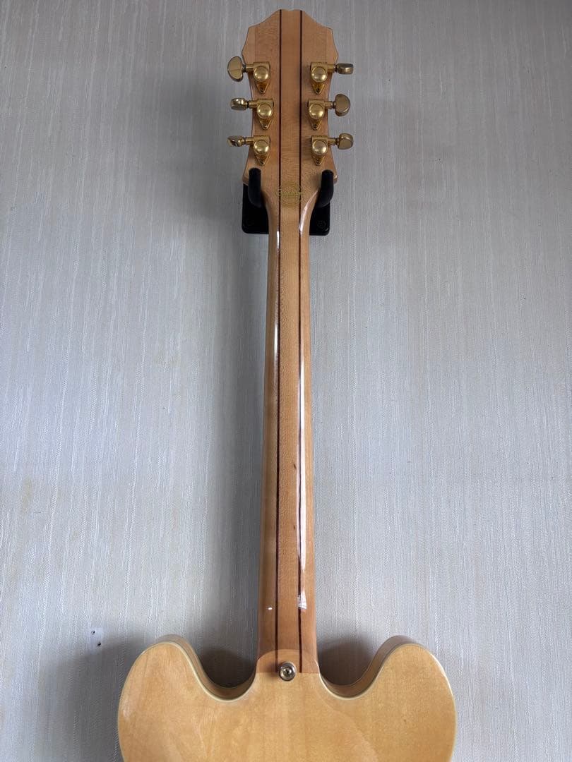 Epiphone Sheraton Ⅱ pro NA セミアコ ハードケース付