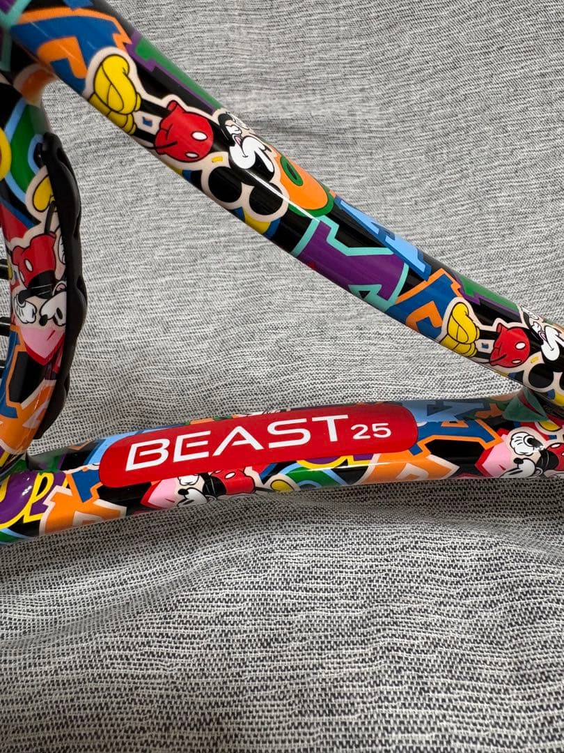 激レア　プリンス　ディズニー　ビースト25 テニスラケット ミッキー柄 新品