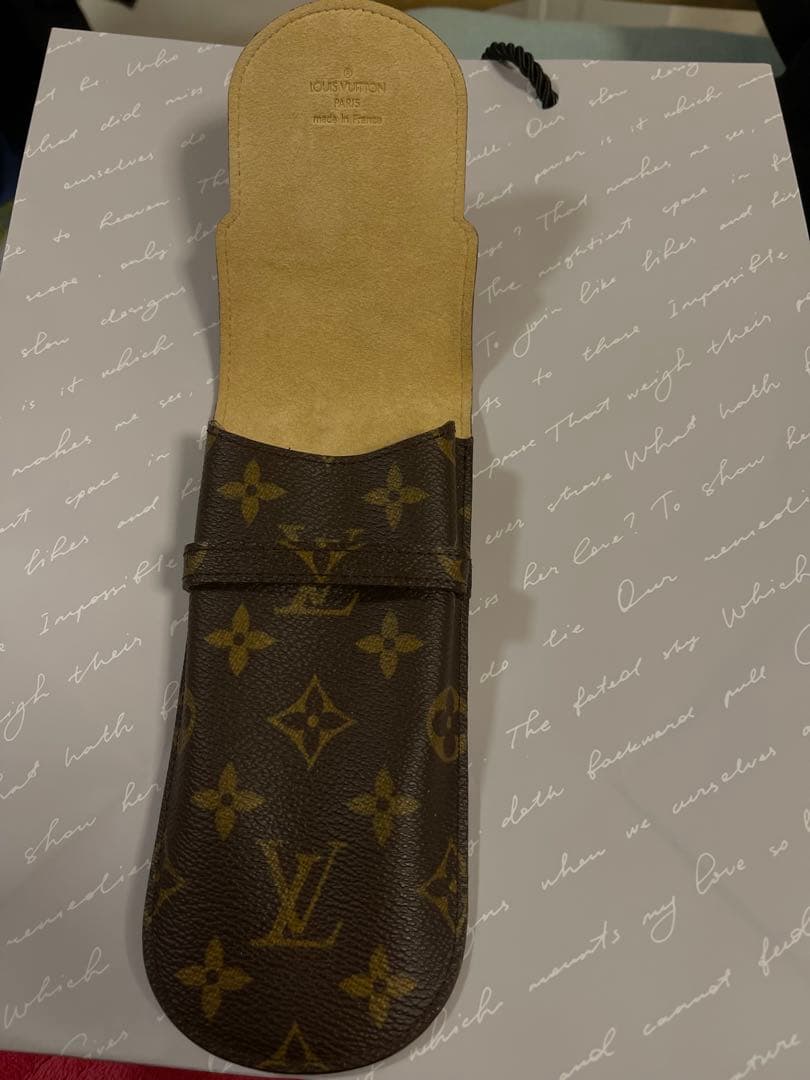 Louis Vuitton モノグラムペンケースメガネケース