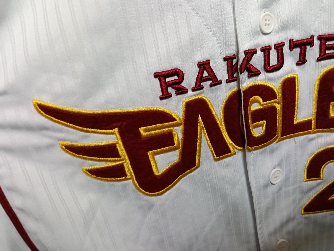【激レア・美品】岩隈久志 東北楽天 ホームユニフォーム L（デサント製・刺繍）