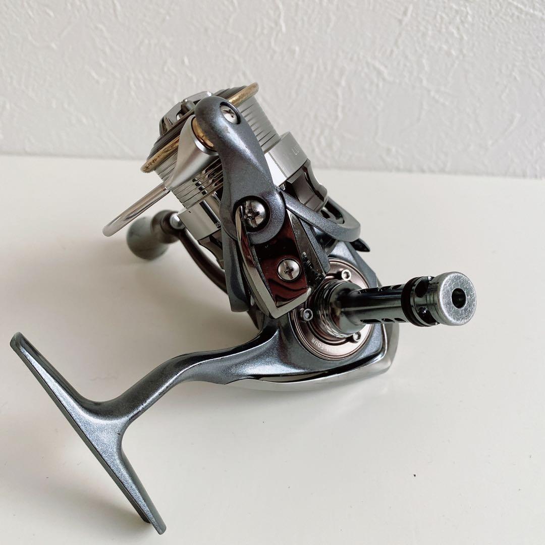 【美品】ダイワ ルビアス 15 2004 スピニングリール