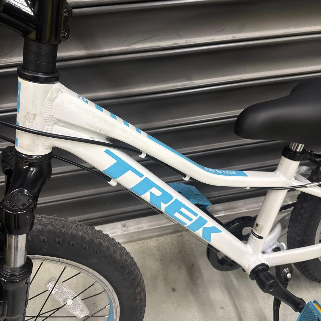 トレック　『PRECALIBER 20』　ホワイト/ミズイロ