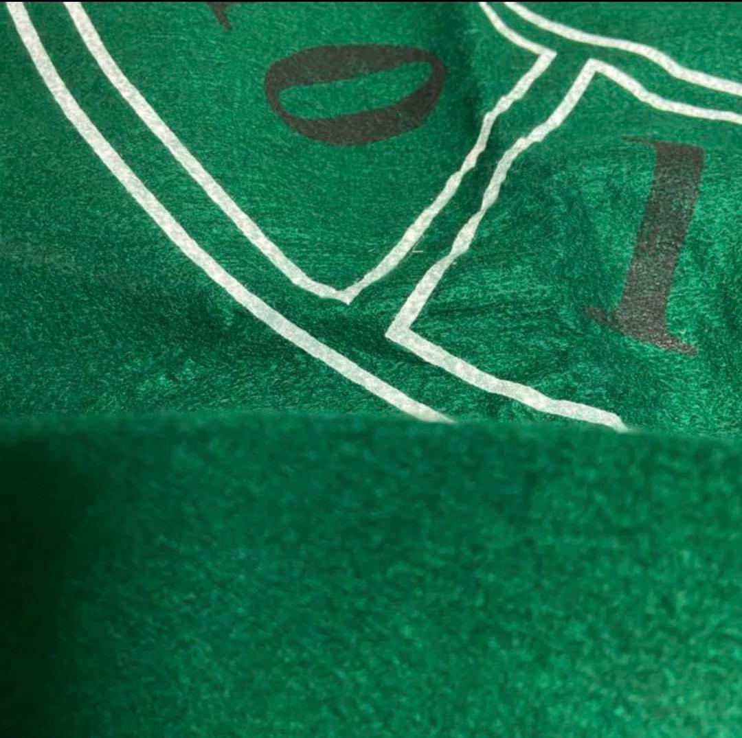 カジノチップ　カジノプレイマット、カードシュー付き