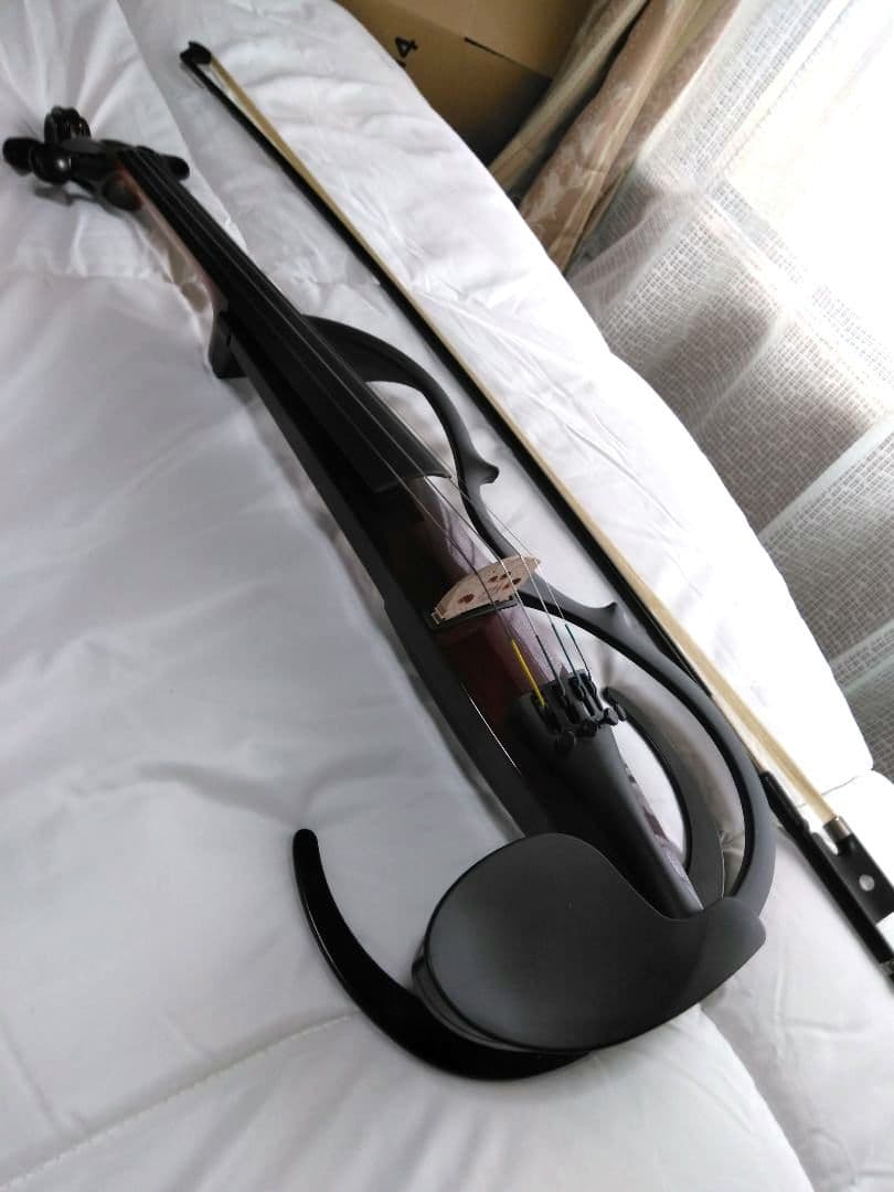 YAMAHA　サイレントバイオリン　　SV150S　肩当て　消音器etc