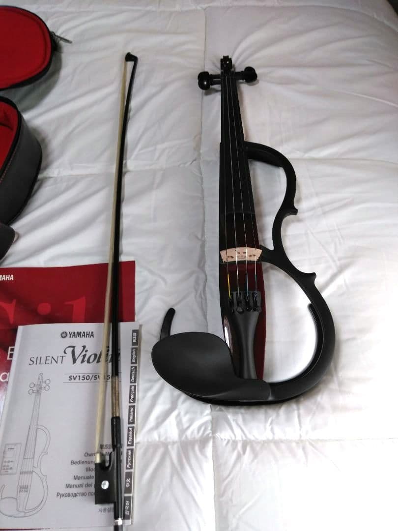 YAMAHA　サイレントバイオリン　　SV150S　肩当て　消音器etc