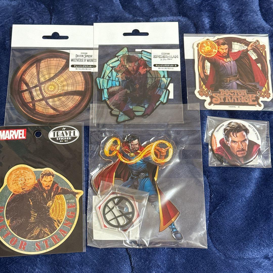 ドクターストレンジ　ベネディクトカンバーバッチ　グッズ　アクスタ　缶バッジ
