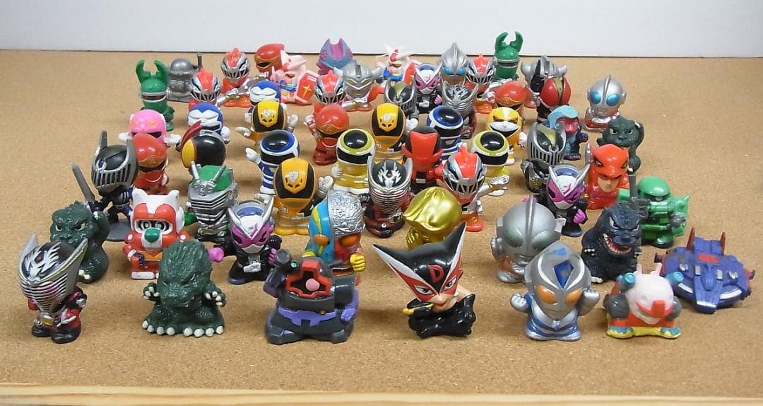 指人形　戦隊　ゴジラ　ドロンジョ　ガンダム　ウルトラマン