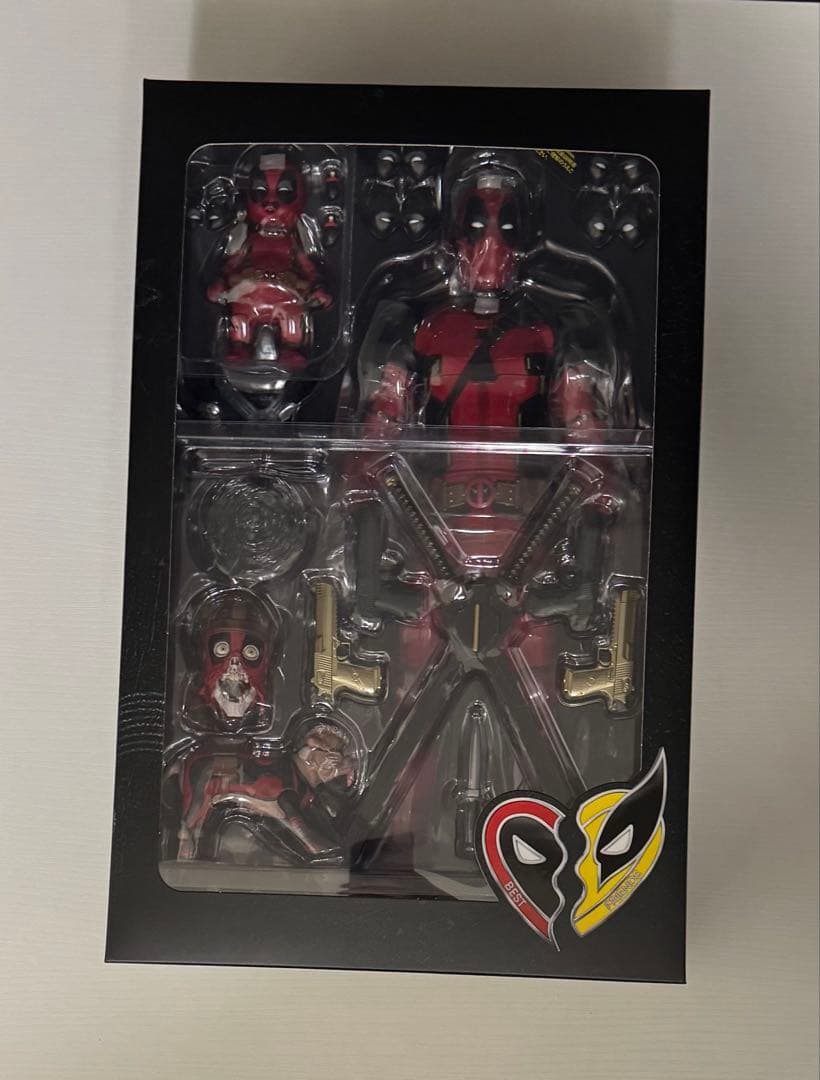 ホットトイズ　デッドプール　ボーナスアクセサリー付き