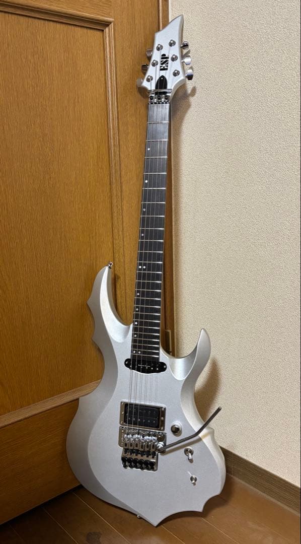 【超美品】ESP FOREST-GT Custom Color Silver