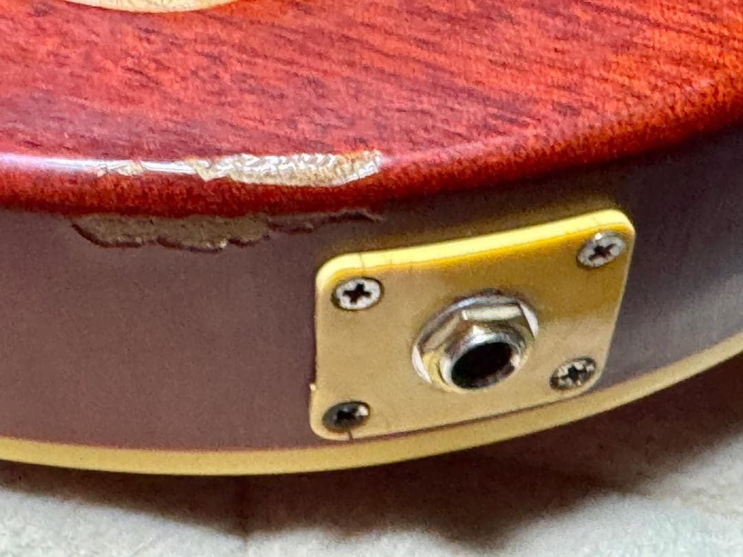 B*1様 メーカー不明ペガサスインレイ Les paul Model！