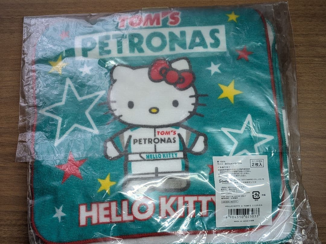 ２０１０年　トムスレーシング×サンリオコラボ品