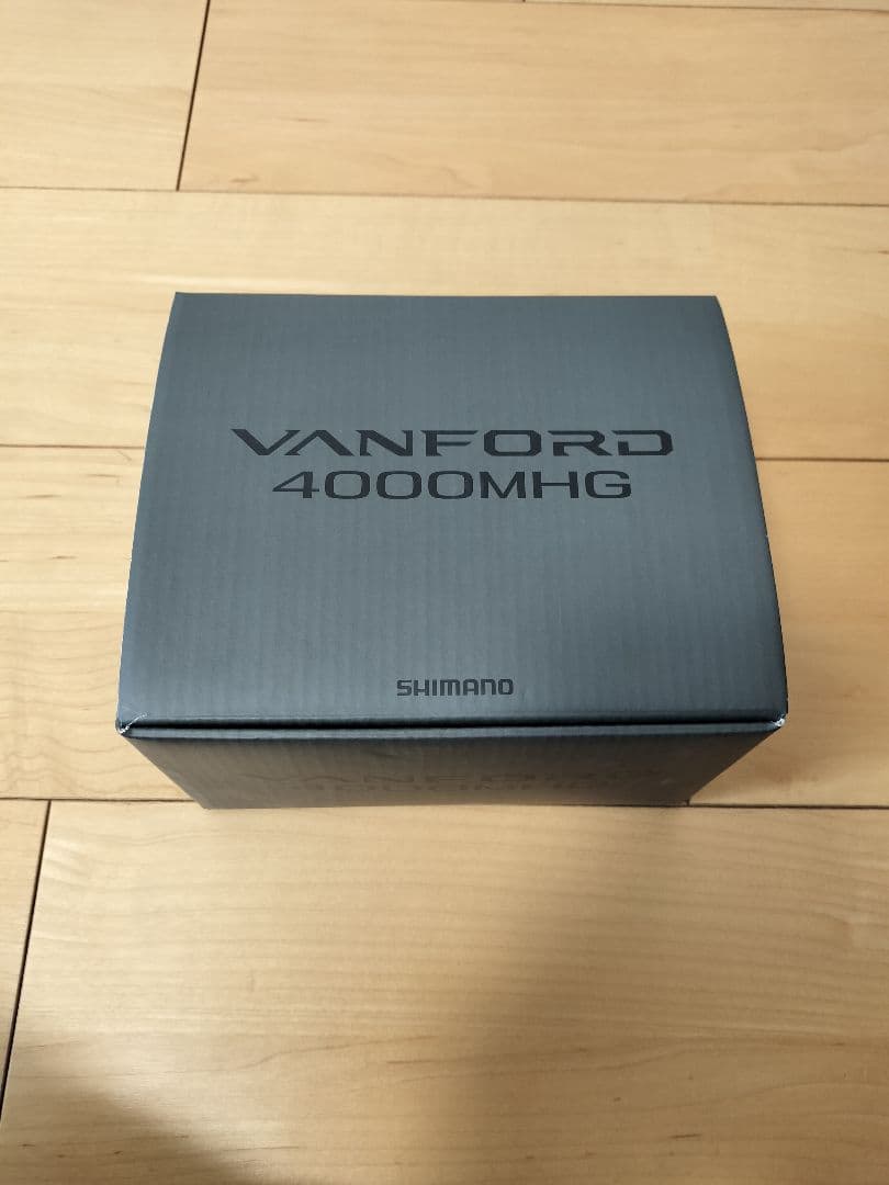 SHIMANO 24 VANFORD 4000MHG スピニングリール