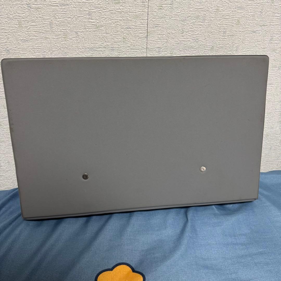 ユニカラー　100色　色鉛筆　uni 三菱鉛筆