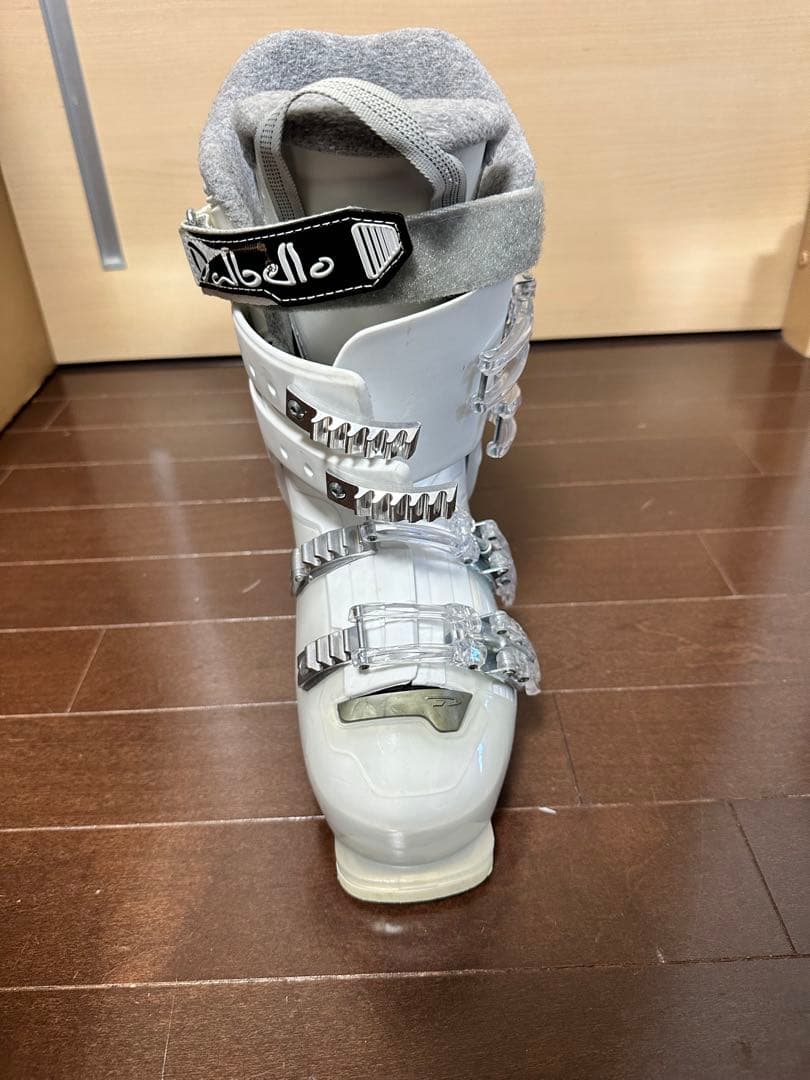 Dalbello Aspire 女性用スキーブーツ 希少ホワイト