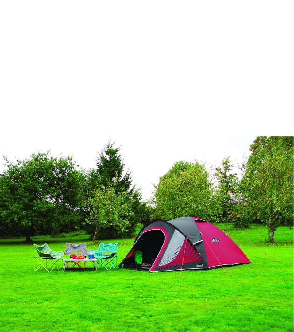 ドーム型キャンプテント 赤黒　コールマンColemanブラックアウトスリー