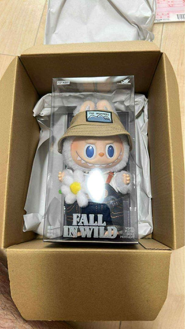 LABUBU THE MONSTERS FALL IN WILD ぬいぐるみ